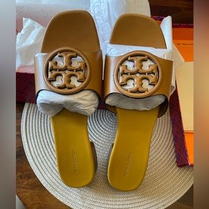 Tory Burch Bombe Miller slides, size 9, NIB